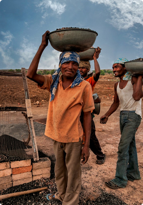 แรงงานข้ามชาติ